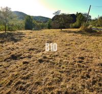 Pozemky - bydlení v Moravských Lieskových s panoramatem hor a okolní přírodou.