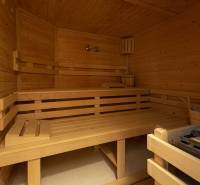34 sauna.jpg