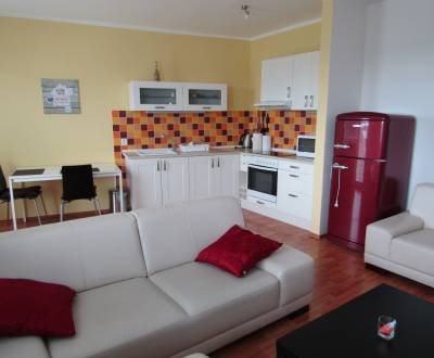 Pronájem Byt 2+1, Byt 2+1, Botanická, Nitra, Slovensko