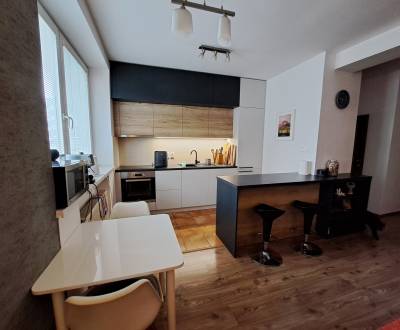 Pronájem Byt 2+1, Byt 2+1, Tabaková, Bratislava - Staré Mesto, Slovens