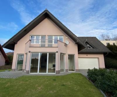 Pronájem Rodinný dům, Rodinný dům, Strmé Vŕšky, Bratislava - Záhorská 