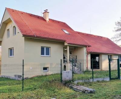 Prodej Rodinný dům, Rodinný dům, Malé Košecké Podhradie, Ilava, Sloven