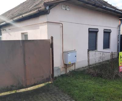 Prodej Rodinný dům, Rodinný dům, nezadaná, Zlaté Moravce, Slovensko