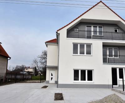 Prodej Byt 5+1 a víc, Čierna Voda, Galanta, Slovensko