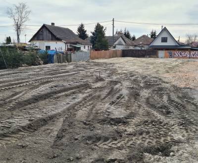 Prodej Pozemky - bydlení, Pozemky - bydlení, Nové Zámky, Slovensko