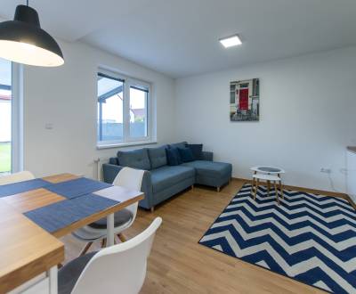 Pronájem Byt 2+1, Byt 2+1, Krátka, Trnava, Slovensko