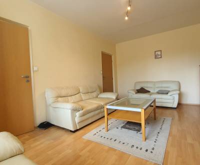 Pronájem Byt 3+1, Byt 3+1, A. Hlinku, Zvolen, Slovensko