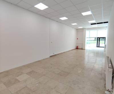 Obchodno-kancelárske priestory na prenájom 67,4 m2