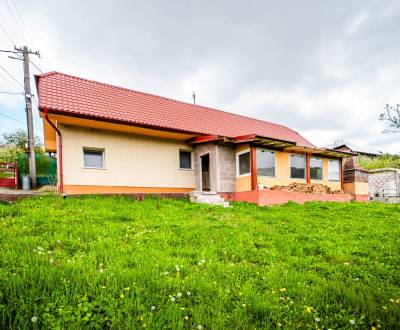 Prodej Rodinný dům, Rodinný dům, Zubák, Púchov, Slovensko
