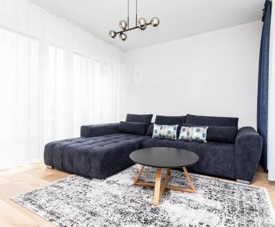 Pronájem Byt 4+1, Byt 4+1, Agátová, Senec, Slovensko