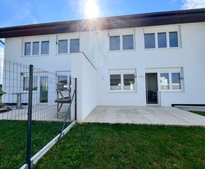 Prodej Rodinný dům, Rodinný dům, Okružná, Senec, Slovensko