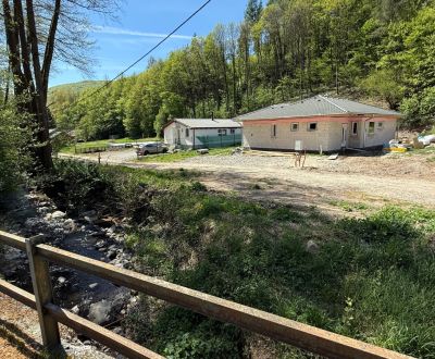 Prodej Pozemky - bydlení, Pozemky - bydlení, Zvolen, Slovensko