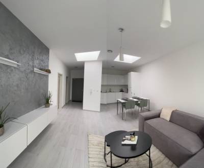 Prodej Byt 2+1, Byt 2+1, Kolónia, Galanta, Slovensko