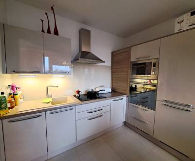 Prodej Byt 3+1, Byt 3+1, Wilsonovo nábrežie, Nitra, Slovensko