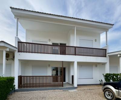 Dvoupatrový městský dům na prodej, město Fumba, Zanzibar