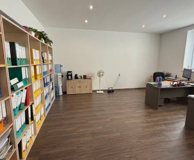 Pronájem Kancelářské prostory, Kancelářské prostory, A. Kmeťa, Martin,