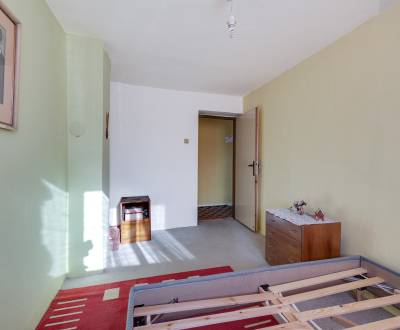 Prodej Rodinný dům, Rodinný dům, Poľovnícka, Senec, Slovensko