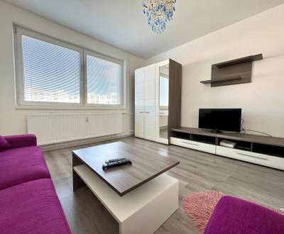 Pronájem Byt 2+1, Byt 2+1, Titogradská, Košice - Sídlisko KVP, Slovens