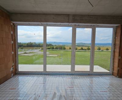 Prodej Byt 3+1, Byt 3+1, Dúhová, Pezinok, Slovensko