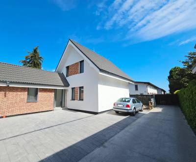 Prodej Rodinný dům, Rodinný dům, Hradská, Bratislava - Vrakuňa, Sloven