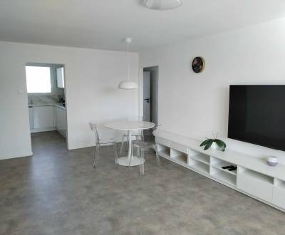 Pronájem Byt 4+1, Byt 4+1, Martin, Slovensko