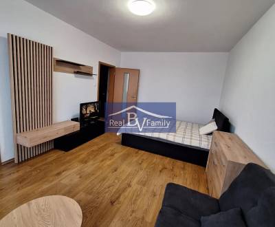 Pronájem Byt 1+1, Byt 1+1, Hanulova, Bratislava - Dúbravka, Slovensko