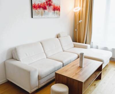 Moderní 2+kk byt s výhledem na hrad v centru Bratislavy