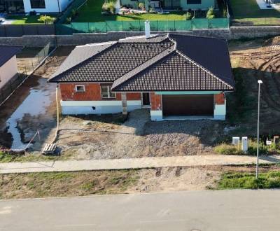 Prodej Rodinný dům, Rodinný dům, Nitra, Slovensko