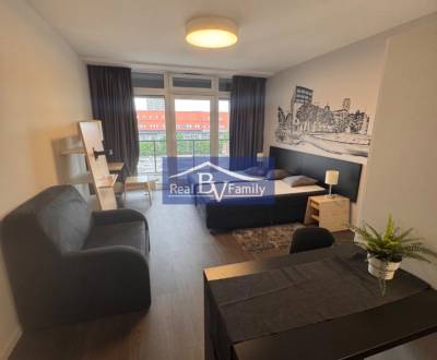 Pronájem Byt 1+1, Byt 1+1, Žilinská, Bratislava - Staré Mesto, Slovens