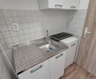 Prodej Garsoniéra, Garsoniéra, Komárno, Slovensko