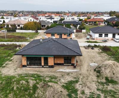 Prodej Rodinný dům, Rodinný dům, Senec, Slovensko