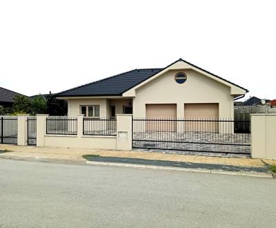 Pronájem Rodinný dům, Rodinný dům, Hospodárska, Trnava, Slovensko