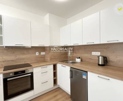 Pronájem Byt 1+1, Banská Bystrica, Slovensko