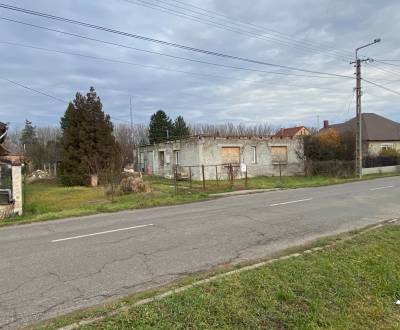 PRODEJ Dům ve fázi rekonstrukce Encs, Maďarsko