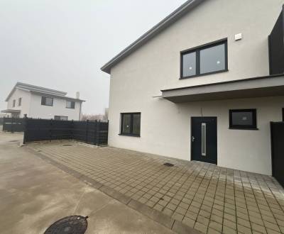 Prodej Rodinný dům, Rodinný dům, Malacky, Slovensko