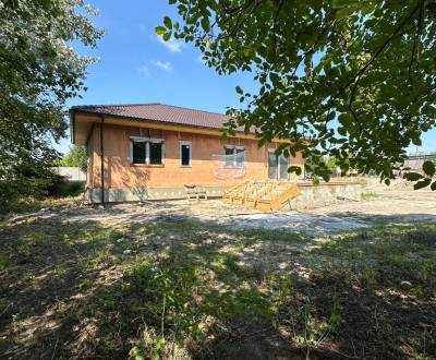 Prodej Rodinný dům, Rodinný dům, Komárno, Slovensko