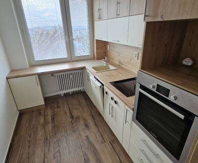 Moderní 3+1 byt po rekonstrukci s krásným výhledem v Piešťanech