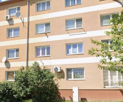 Prodej Byt 2+1, Byt 2+1, Komárno, Slovensko