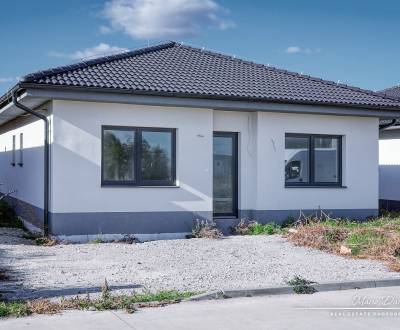 Prodej Rodinný dům, Rodinný dům, Slovenská Nová Ves, Trnava, Slovensko