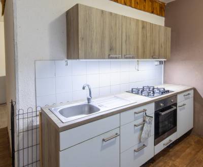 Prodej Byt 2+1, Byt 2+1, Karpatská, Banská Bystrica, Slovensko