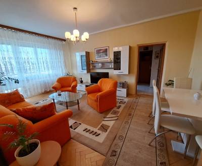 Pronájem Byt 2+1, Byt 2+1, Jadrová, Bratislava - Ružinov, Slovensko