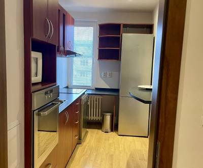 Prodej Byt 2+1, Byt 2+1, Zálužická, Bratislava - Ružinov, Slovensko