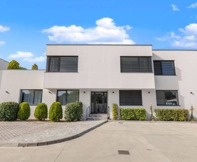 Prodej Byt 3+1, Byt 3+1, Lipnická, Senec, Slovensko