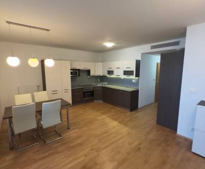 Pronájem Byt 2+1, Byt 2+1, Kopčianska, Bratislava - Petržalka, Slovens