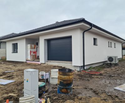Prodej Rodinný dům, Rodinný dům, Komárno, Slovensko