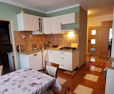 Prodej Byt 3+1, Byt 3+1, Komárno, Slovensko