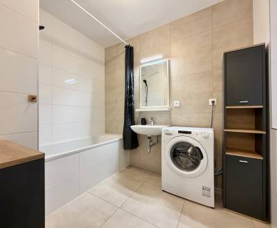 Pronájem Byt 2+1, Byt 2+1, Armádna, Trenčín, Slovensko