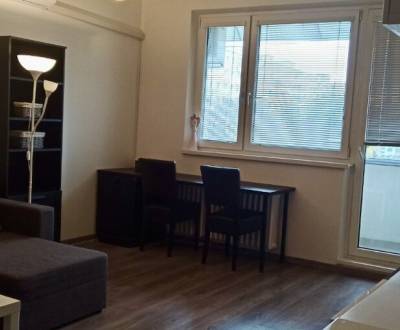 Pronájem Byt 2+1, Byt 2+1, Pečnianska, Bratislava - Petržalka, Slovens