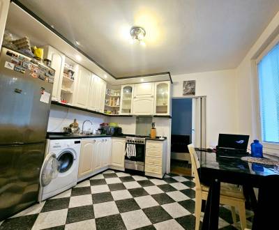 Pronájem Byt 3+1, Byt 3+1, Horný Šianec , Trenčín, Slovensko