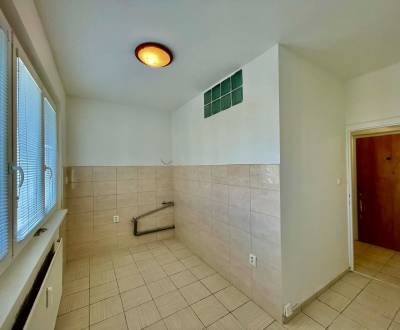 Prodej Byt 1+1, Byt 1+1, Komárno, Slovensko